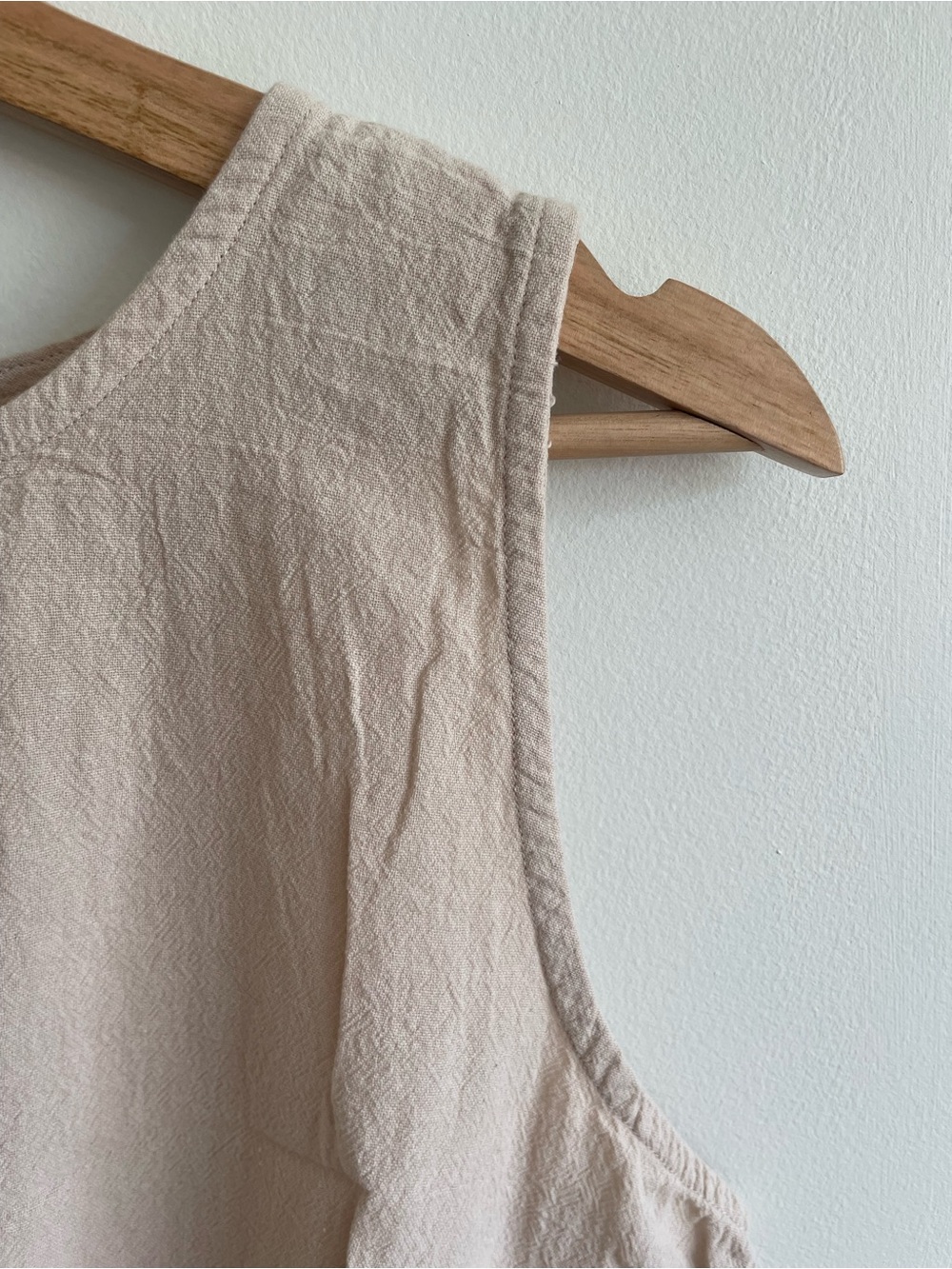 Women's Sleeveless Crop Top in Light Beige - Picture 2 of 4